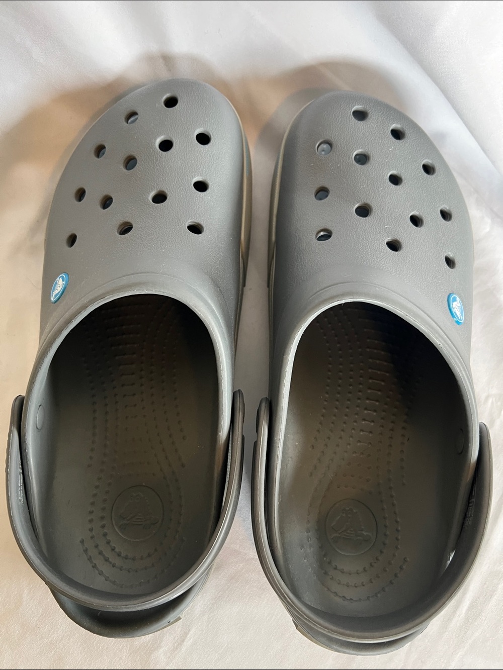 Mens Gray Waterproof Clogs with Light Blue Trim New Without Tags Never Worn - Picture 2 of 6